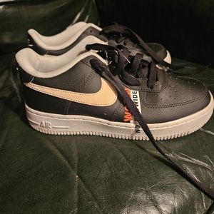 Nike youth sneakers